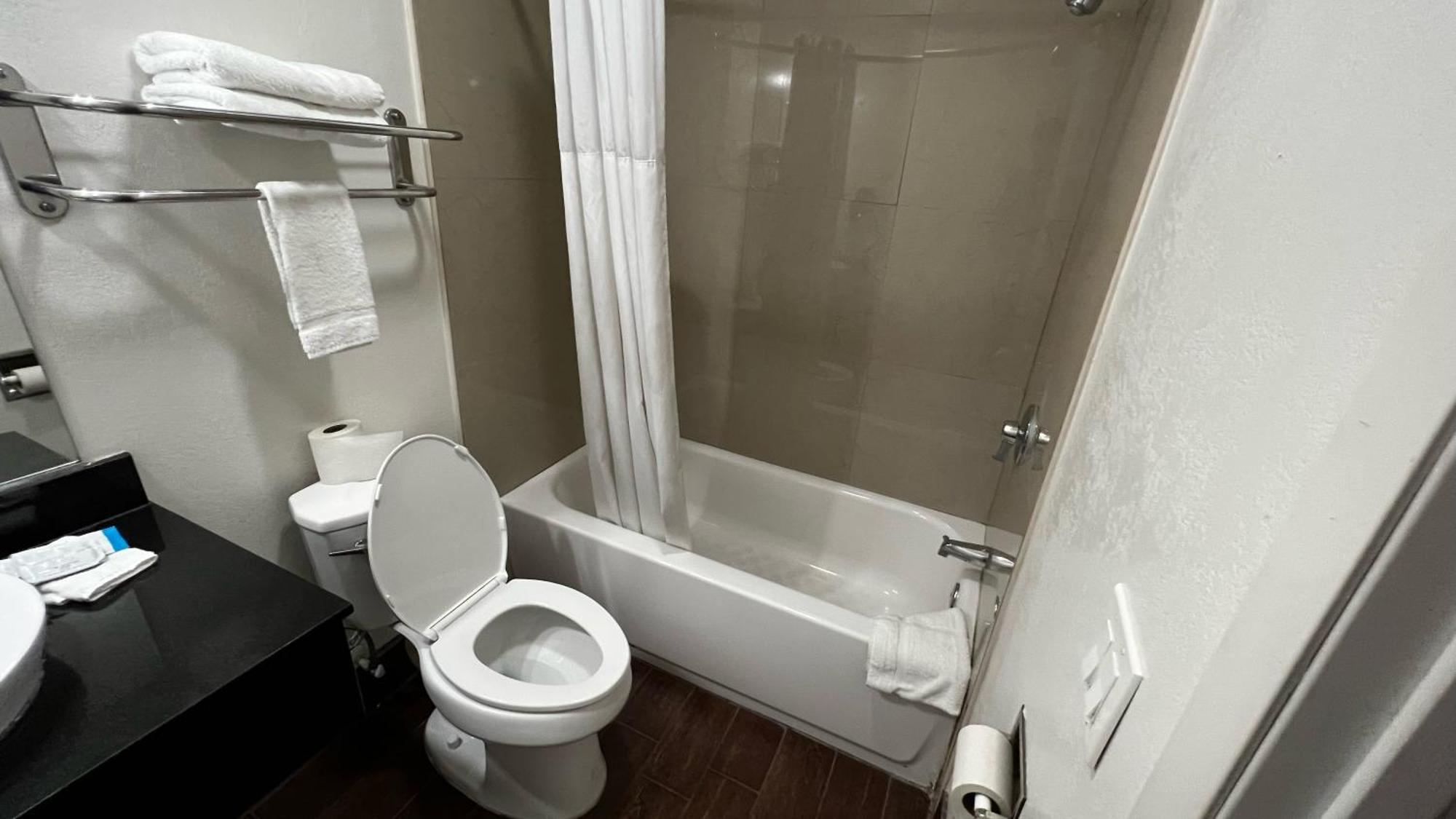 New American Inn & Suites Orange Esterno foto