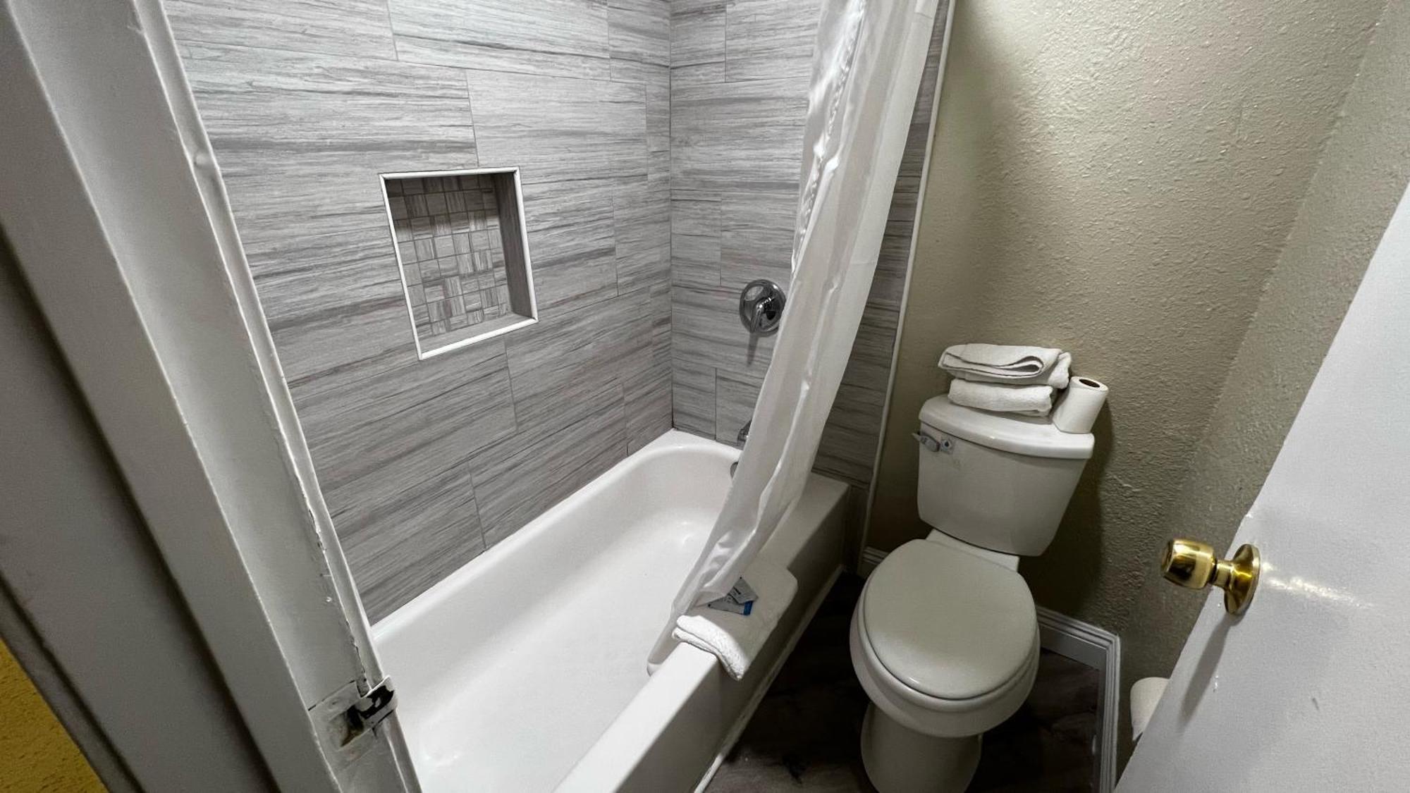 New American Inn & Suites Orange Esterno foto